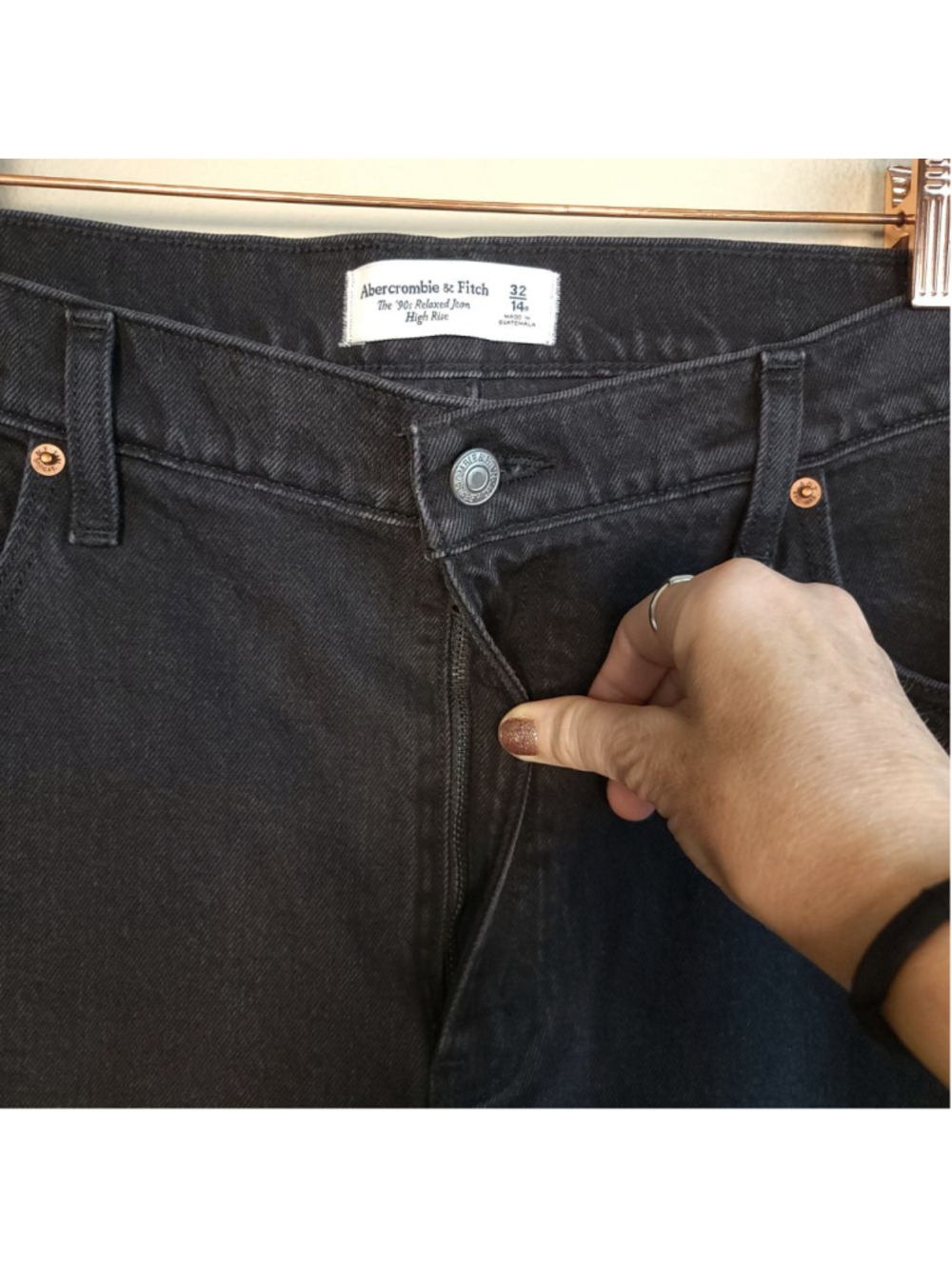 AF 14 Abercrombie & Fitch 90s Relaxed High Rise Straight Jeans Wide Leg Black 32 - Picture 4 of 12